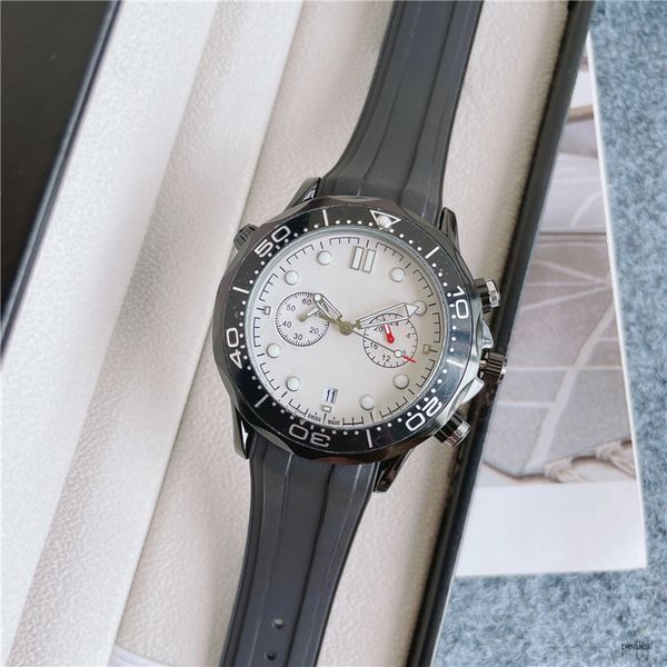 

men watches new fashion rubber strap design quartz watch small disk working men's wristwatch, Slivery;brown