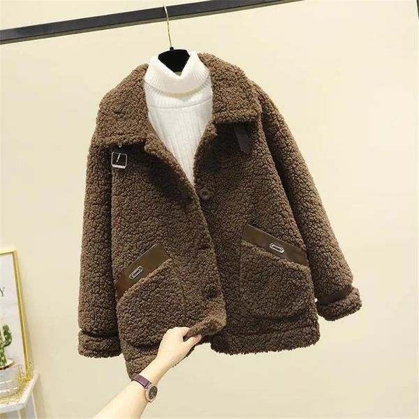 

women's fur & faux lamb plush coat women autumn winter jacket female short outerwear plus size loose polar fleece parka lady overcoat, Black