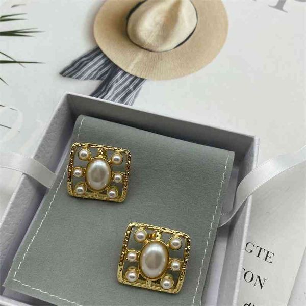 

70% off outlet online new style and fashion square pearl earrings for women, Golden