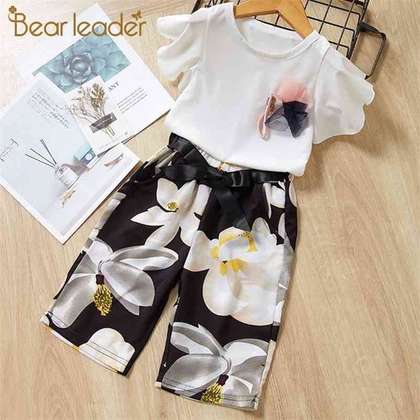 

bear leader girls clothing set summer new fashion children clothing vest and striped pants 2pcs outfits girl kids clothes 210326, White