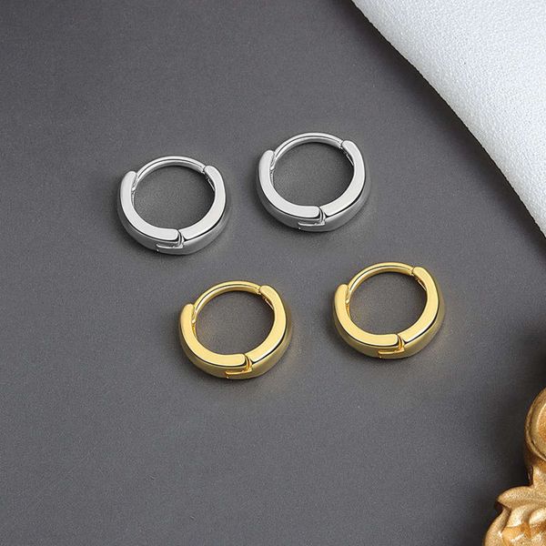 

earrings round smooth golden earrings for sleeping