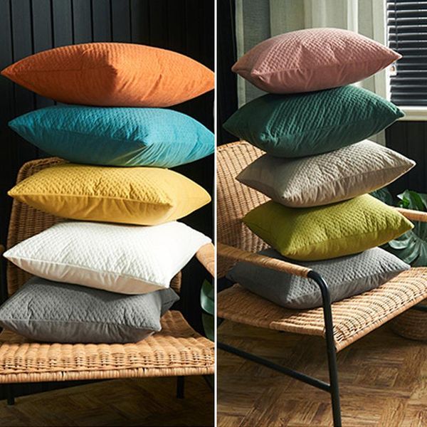 

pillow case 2021 solid color embossed soft comfortable dutch fleece pillowcase simplicity sofa throw pillows cover