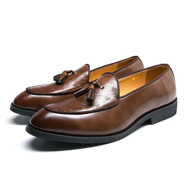 Novos sapatos sociais masculinos, mocassins pretos e marrons com borlas, feitos à mão, sólidos, bico redondo, slip-on, tamanhos 38 a 43