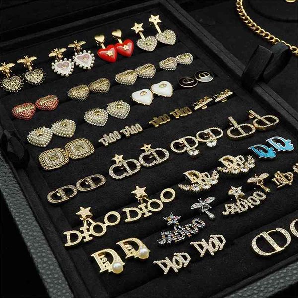 

75% off outlet online family new bee asymmetric simple love full star same earrings, Silver