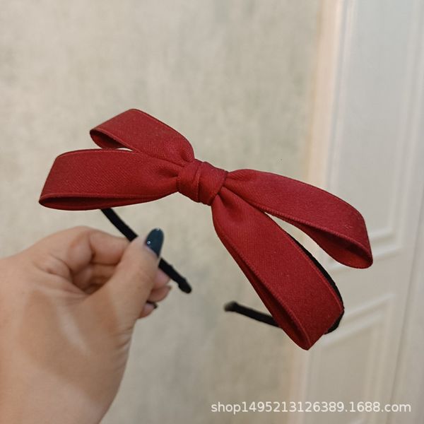 

sweet girl hoop wine red centered pressure fine jewelry, Black;brown