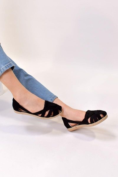 

women's black belt detail flat base sandelet sandals