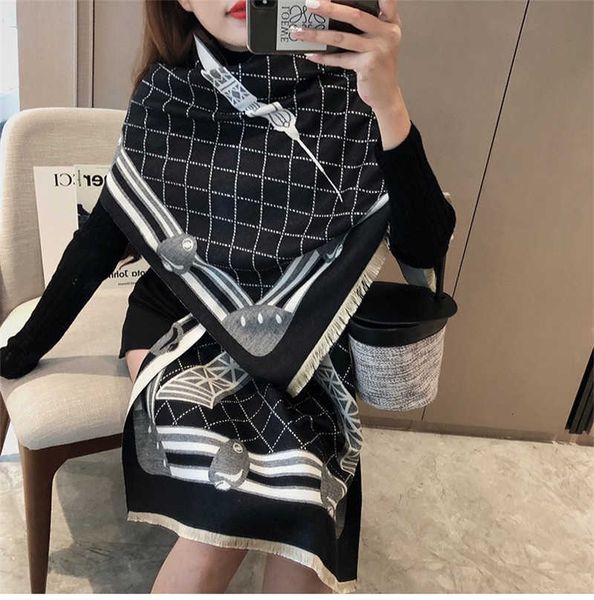 

style small fragrance tower imitation cashmere scarf female double sided thickened student warm shawl in winter, Blue;gray