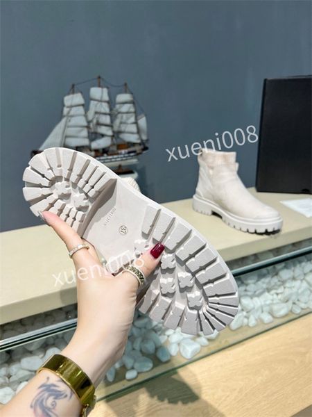 

2022 luxury womens boots printing martin 35-40 boots platform work boot snow lady star ankle trail designer winter shoes rx211004, Black