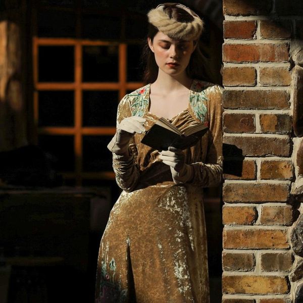 

casual dresses autumn winter arrivals original design women slim royal vintage french embroidery velvet, Black;gray