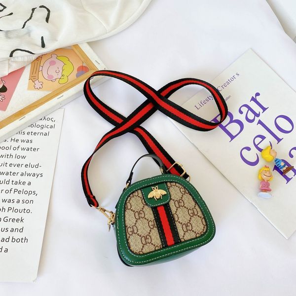 

children's bag popular is to match with little girl's one shoulder style princess girl's messenger