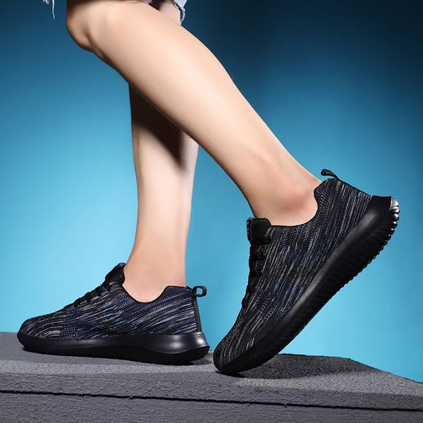 

wholesale fashion fly knit women mens running shoes gray black blue red sports trainers sneakers runners size 39-45 code: 97-2065