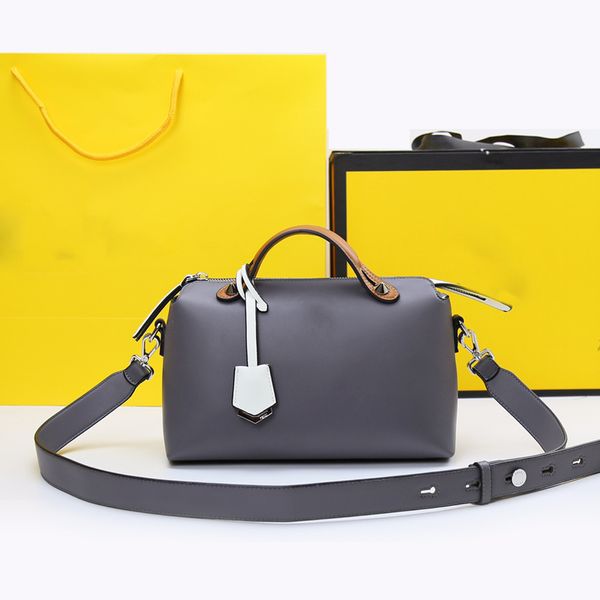 

boston bag 2021 new lady luxury designer handbag shoulder bags diagonal bag personality color matching handbag lady gift 2025
