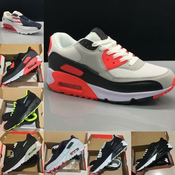 

2021 new 90s sports shoes 90 men women black white infrared recraft royal denham outdoor sneakers classic designers x693