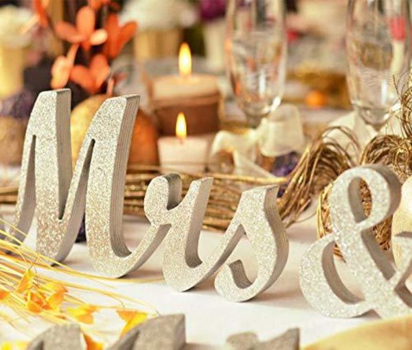 Decorazione per feste in legno Mr Mrs Wedding Sign Gold Glitter Letter Table Decorazioni per innamorati per cartelli artistici in legno