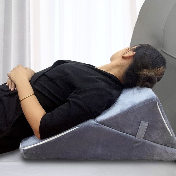Cuscino a cuneo per letto con parte superiore in morbida schiuma memory di Cushy Form Cuscino di supporto per riposo, lettura o elevazione 220309