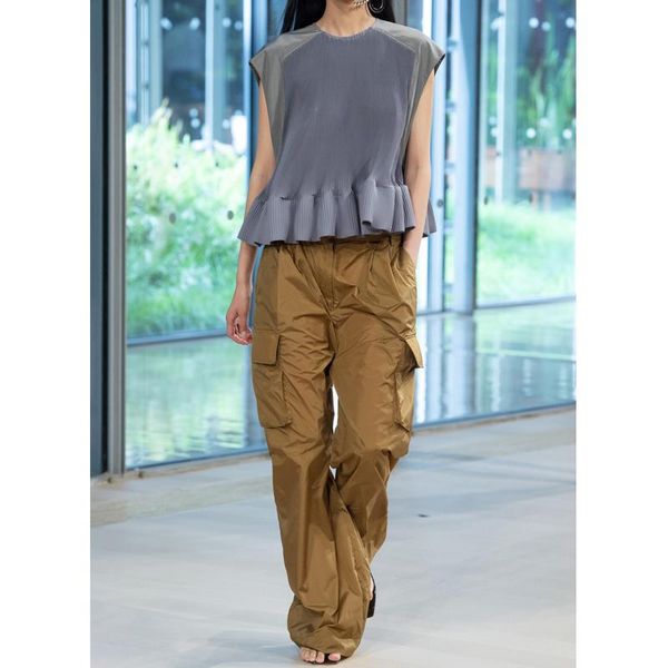 

women's 9.9 2021 fashion pleated ruffles sleeveless t-shirt shirt or wide-leg trousers cargo pants ladies set two piece, White