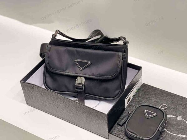 

couple black one-shoulder messenger bag two-piece 25*22cm designer handbags tote