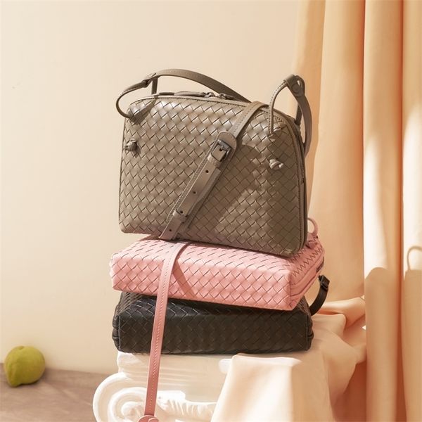 

leather women's shoulder bag luxury brand fashion woven simple shell messenger 100% sheepskin 220303