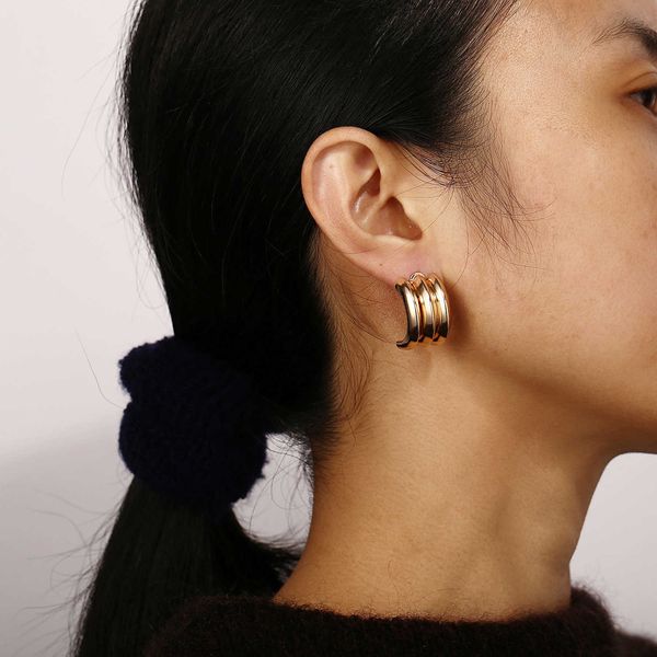 

5057 creative simple single layer cross stud exaggerated gold metal earrings, Silver