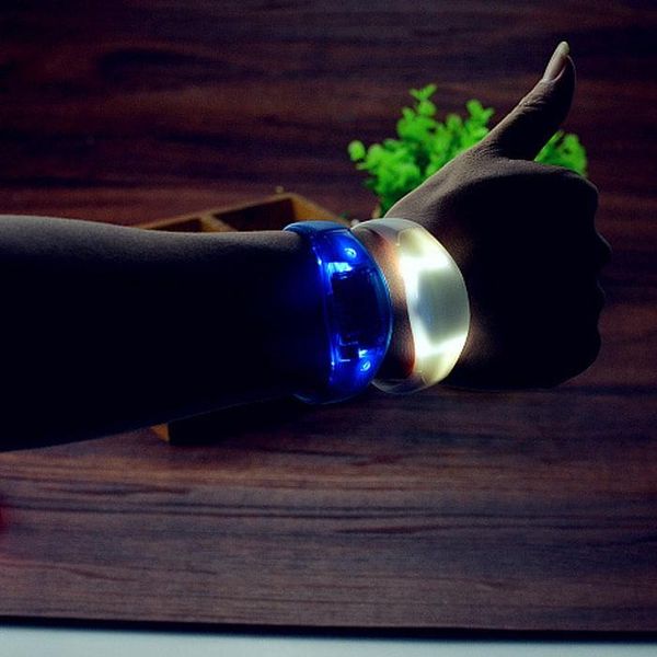 

1pc sound controlled led flashing bracelet light up glow flash bangle night club activity hand strap party bar cheer props decoration