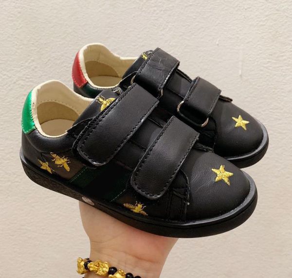 2021 Scarpe da ginnastica per bambini Neonati Ragazzi Ragazze Cuore Stella Primi camminatori Scarpe da culla Bambini Stringate PU Scarpe Prewalker Sneakers24-35