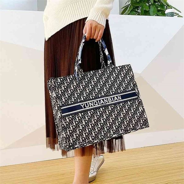 

factory store shop high sense ins bag women's 2022 new fashion versatile messenger single shoulder portable net red high-capacity niche