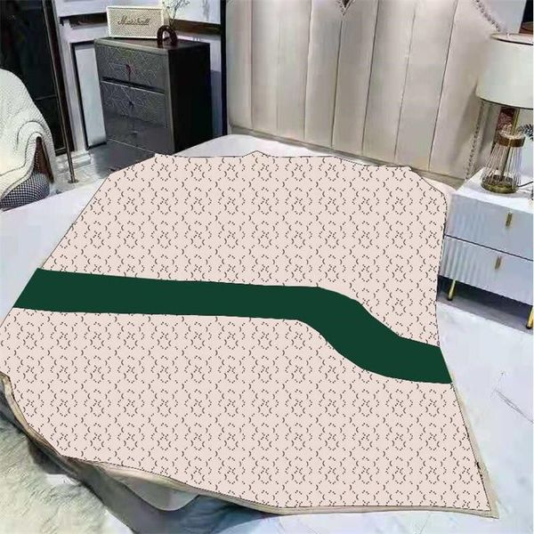 Coperta a righe con lettere 150 * 200 cm Coperte in flanella calda invernale Coperte per ufficio domestico Divano estivo Sedia Letto matrimoniale Aria condizionata Tiri