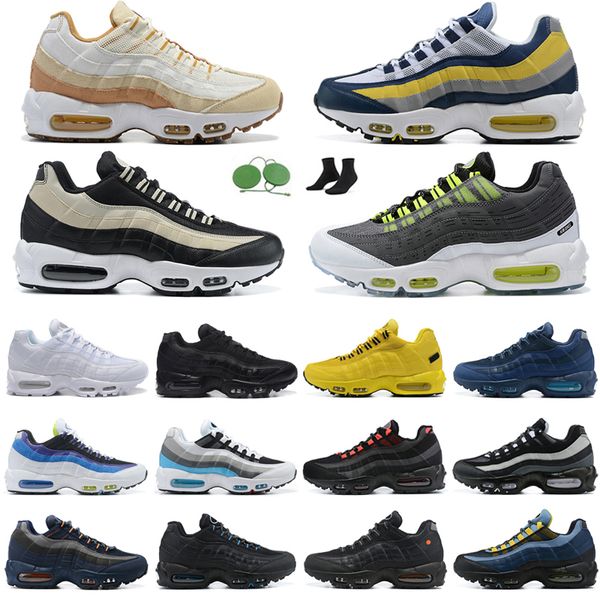 

2022 men running shoes women chaussures triple black white nyc taxi navy blue neon michigan mens trainers outdoor sport sneakers size 36-46