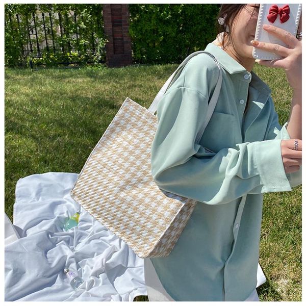 

pu small square messenger foreign trade color bag texture shoulder single trend street solid underarm gheng