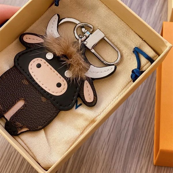 

fashion keychain brand designer key chain mens luxury car keyring women buckle keychains handmade leather women bag pendant accessories, Silver