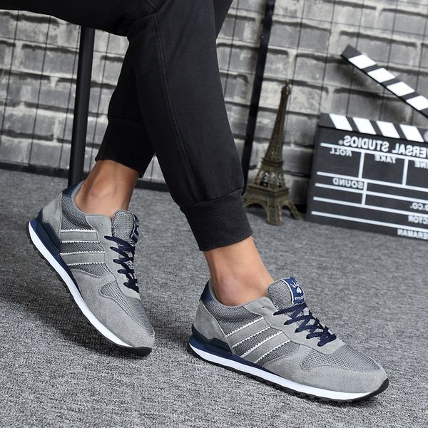

2021 men womens trainer sports running shoes trendy mesh spring and summer white balck grey travel shoe fitness sneakers code: 34-88176, White;red