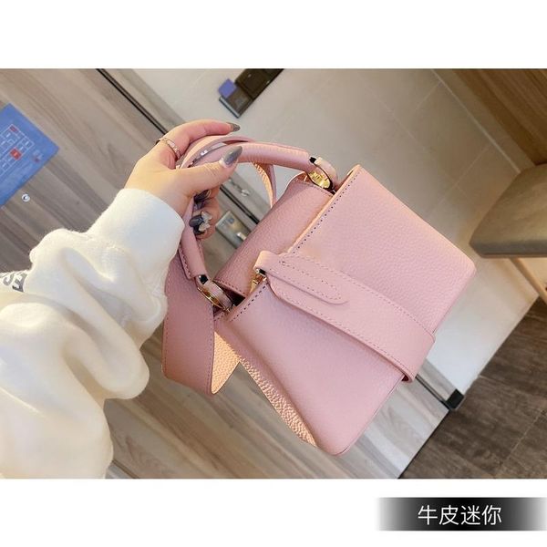 

shoulder bags 100604 2021 lady's elegant and fashionable simple straddle bag