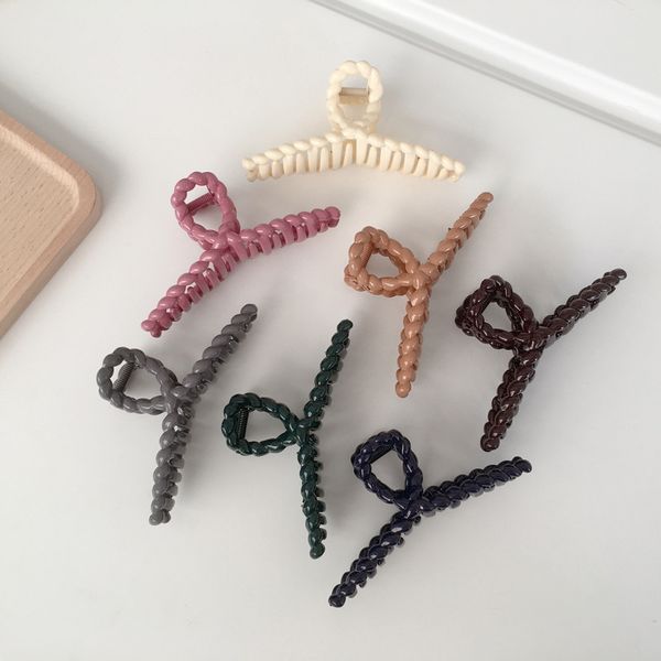 

korean retro ins wind hairclamps girl twist cross bath catch clip net celebrity fashion trend geometric large hair jewelry gift wholesale, Slivery;golden