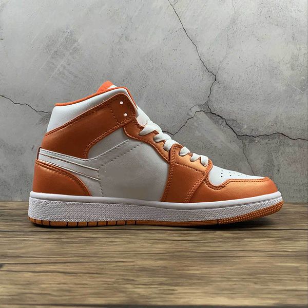 

jumpman 1 mid se(gs) basketball shoes white/orange blanc/orange patent leather creates a deconstructed dress up