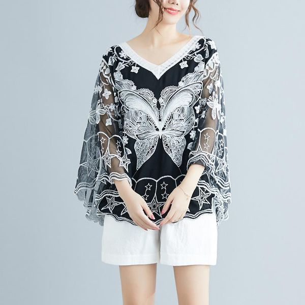 

women's blouses & shirts summer sweet and age-reducing european style spring v-neck butterfly five-pointed star beach blouse, White