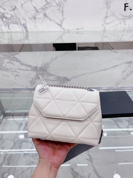 

2022 new cute tongue bag