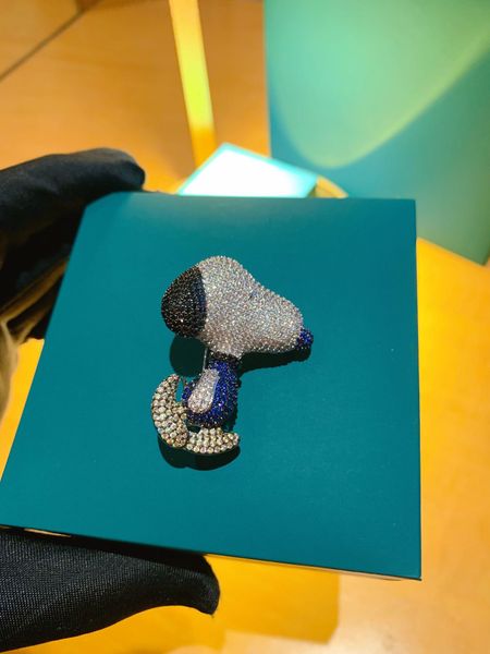 

family stud earrings v caibao brooch micro inlaid s925 silver, Golden;silver