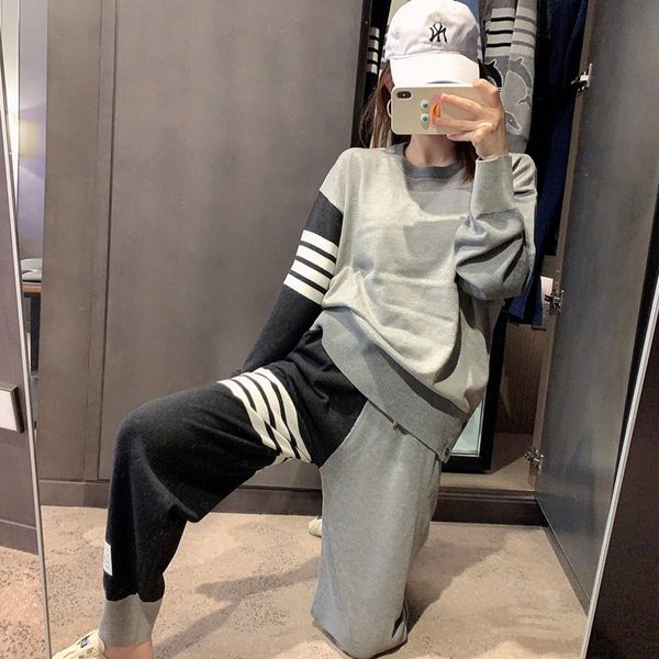 

stripe contrast color knitted suit autumn round neck pullover long sleeve elastic high waist straight pants women, White