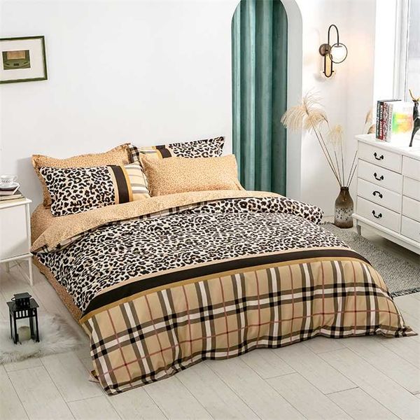 Set di biancheria da letto per la casa con stampa di reticoli leopardati di lusso Copripiumino Biancheria da letto Federa Lenzuolo piatto King Queen Full Twin 4 pezzi 211203