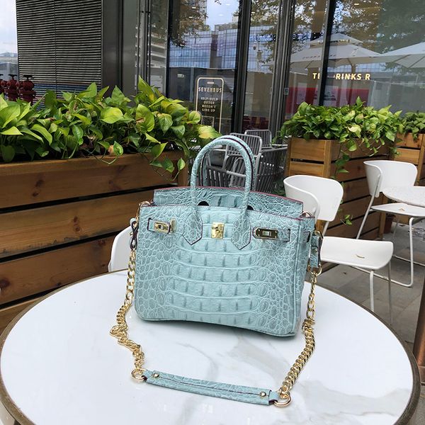 

2020 new crocodile bone cattle leather bag leather handbag fashion chain bag classic versatile womens bag cattle leather