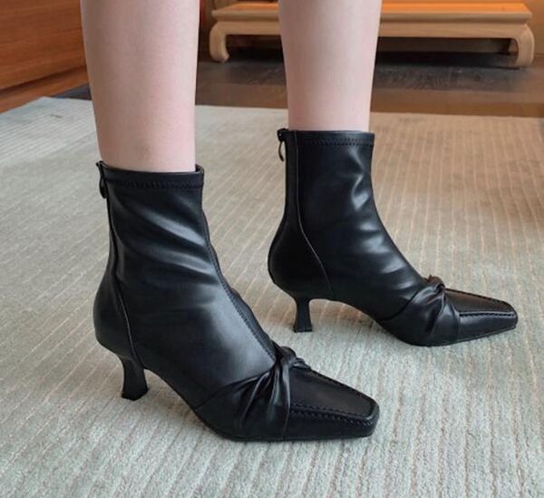

boots 2021 autumn short ankle square head butterfly knot middle high heels knight work party shoes, Black
