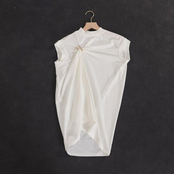 

women's t-shirt metal button design fashion chic women sleeveless black white clothing vest