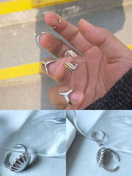 

maverick shell type blade warrior fingertip ring, Silver