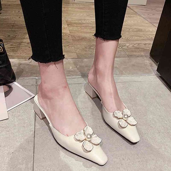 

sandals 2021 fashion pearl flower mules shoes women small square toe office woman summer solid color med heels bab0, Black