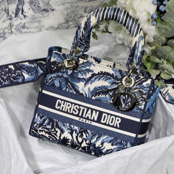 

new blue coconut embroidered in spring and summer of 2021 handbag zly
