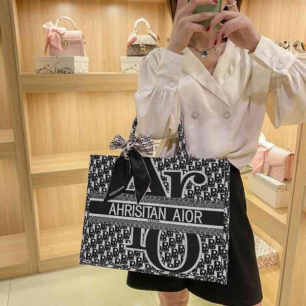 

factory store 65% off clearance sale bags hong kong large capacity canvas portable tote simple one shoulder bag, Black;red
