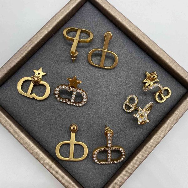 

2021 new designer 2021 south korea s925 needle zircon letter small fragrance earrings high end stud earrings, Golden