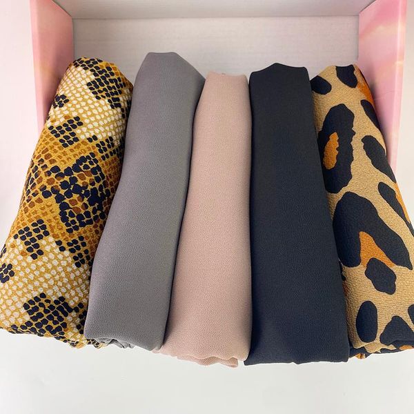 

ethnic clothing quality scarves bubble chiffon leopard hijab printed scarf wrap shawls headband islam muslim foulard customize gift boxes, Red