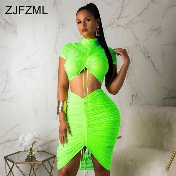 Neon Green Yellow Sexy Two Parte Set Mulheres Turtleneck Manga Curta Crop Top + Plissado Bodycon Dress Tracksuit 2 Piece Club Outfit 210323