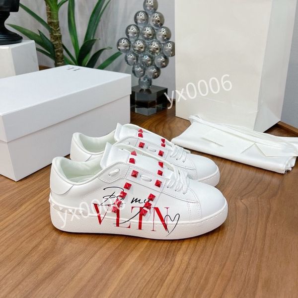 

2021 classical d low pro halloween 35-41 sneaker casual shoes black white orange noctilucent sports trainer reflection skateboard sneake yh2, Red;white